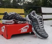 NIKE tn air max plus