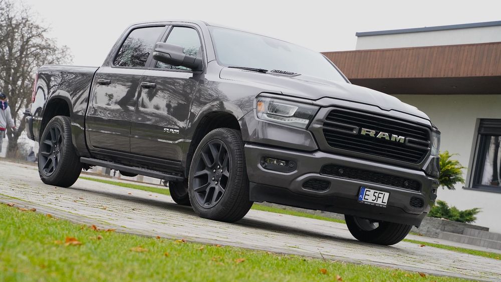 RAM 1500 RAM 1500 5.7 hemi LARAMIE Sport  Bezwypadkowy jak NOWY