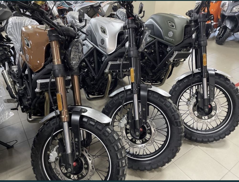 Акція ! Мотоцикл GEON Scrambler 250