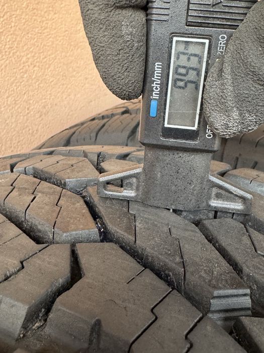 235 65 17 Bridgestone 24 год всесезонная резина как новая 235/65/17