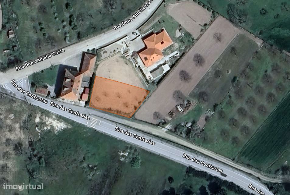 Terreno urbano para construção em Penedono