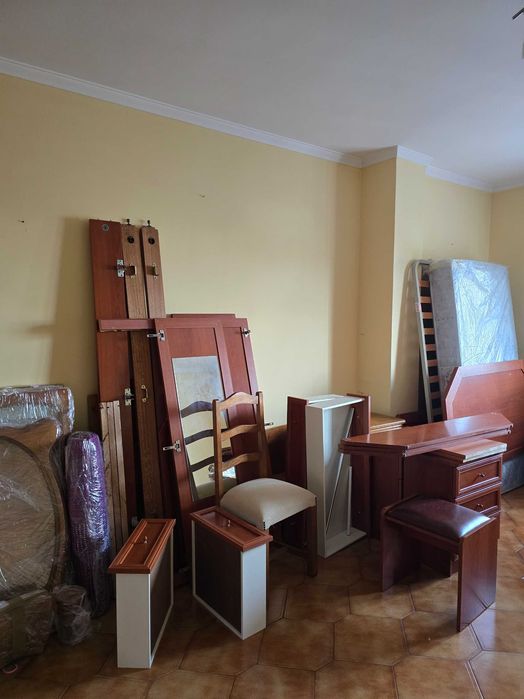 Quarto completo estado exelento