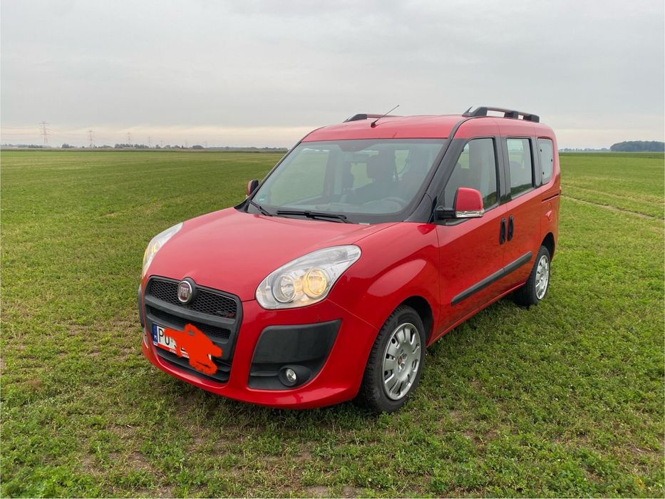 Fiat Doblo Fiat Doblo 2.0jtd 7osobowy klimatronic czujniki parkowania nawigacja