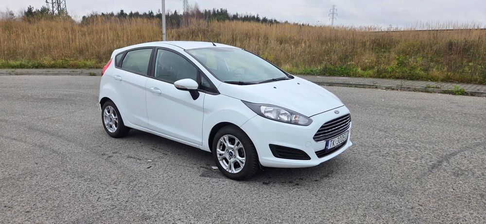 Ford Fiesta Ford Fiesta Mk7 1.2 5 Sync Edition Kima