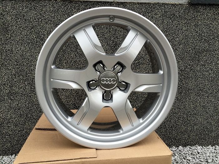 17" 5x112 Audi A5 A4 A6 Q3 oryginał VW SKODA