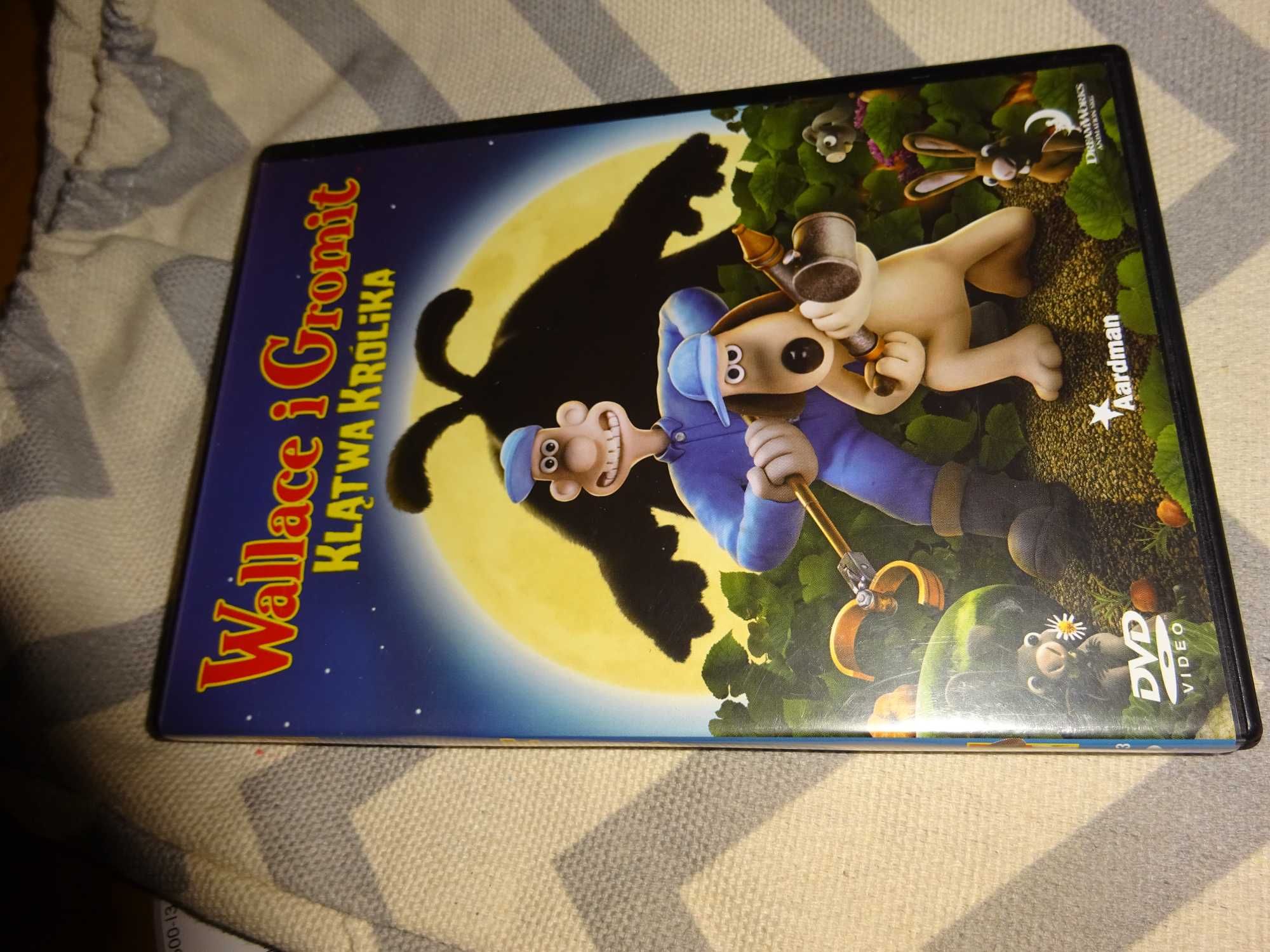 5xDVD filmy bajki dla dzieci Smerfy BFG Alvin3 Kurczak mały