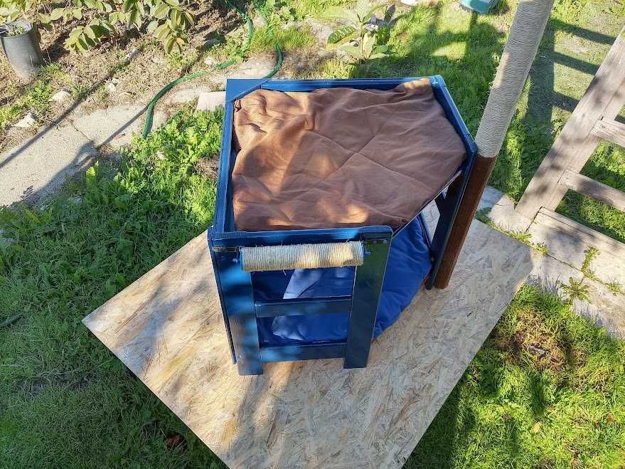 Casotas para 2Gatos com arranhador com Pata de descanso