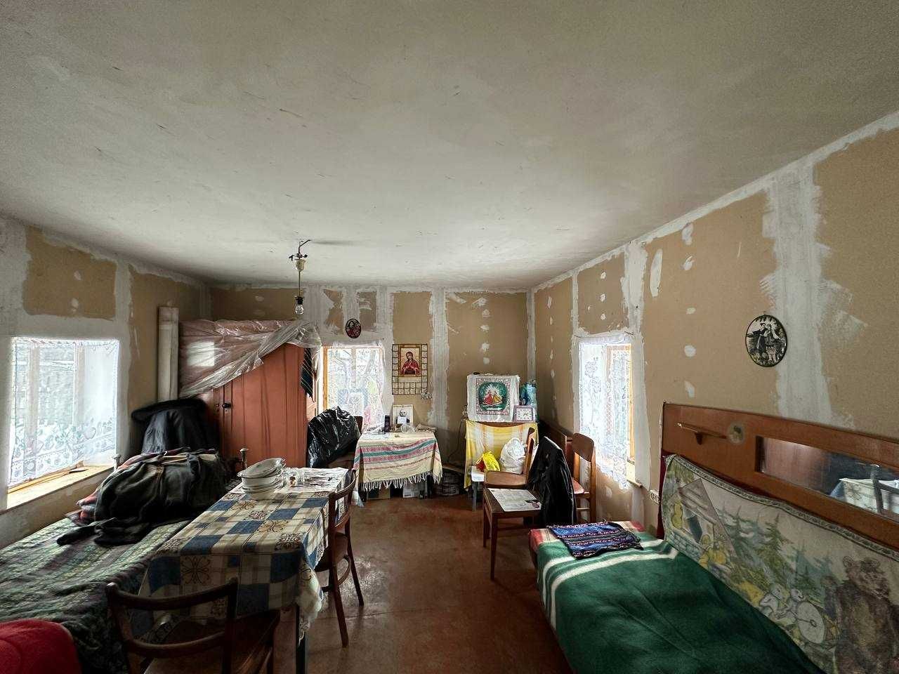 Будинок в селі Снов'янка