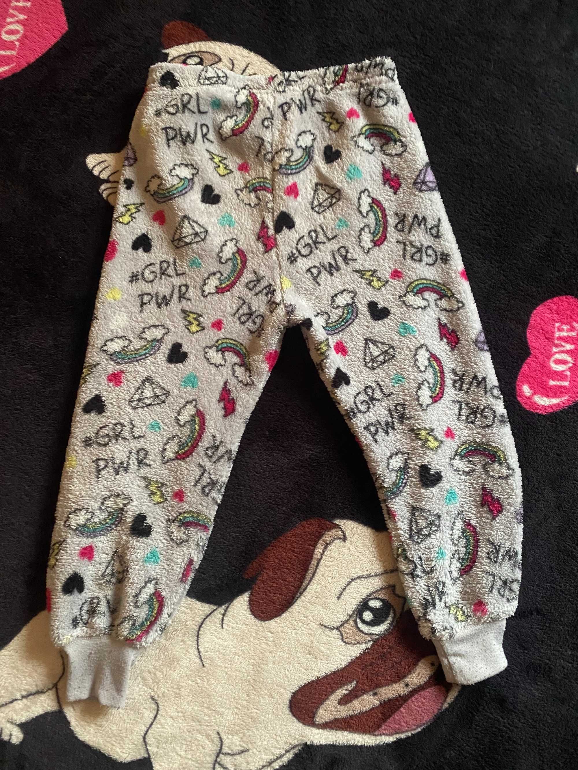 Пижамка,домашний костюм Primark 2-3(98 см)