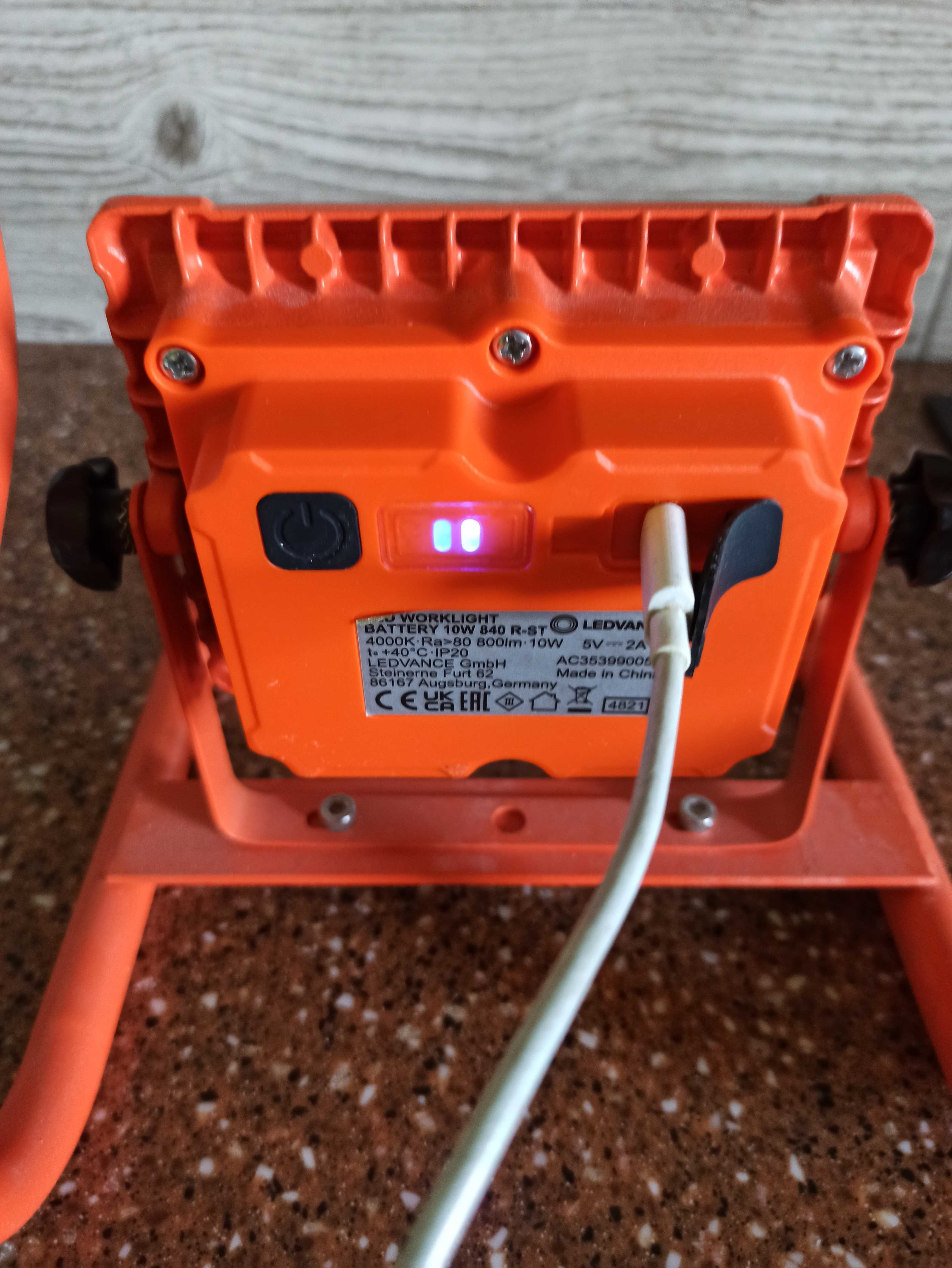 Ledvance - LED WORKLIGHT прожектор строительный аккумуляторный