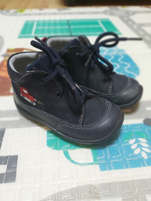 Ботінки осіннь-весна