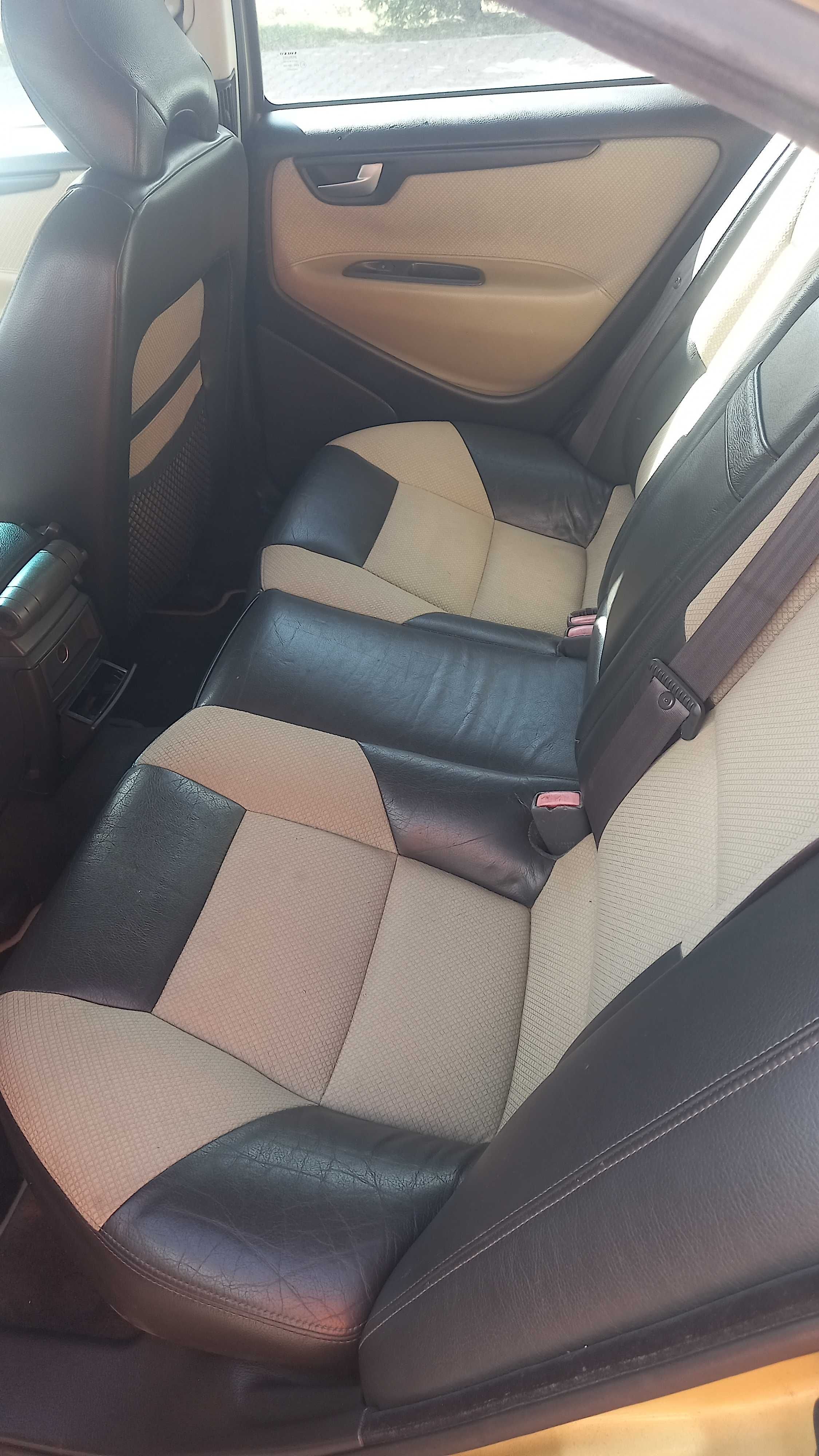 Sprzedam Volvo S60 2.4 Benzyna + LPG