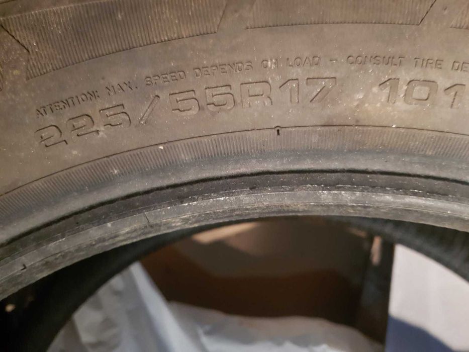 Зимні шини Goodyear UltraGrip Performance Gen-1 225/55 R17 101V б/в