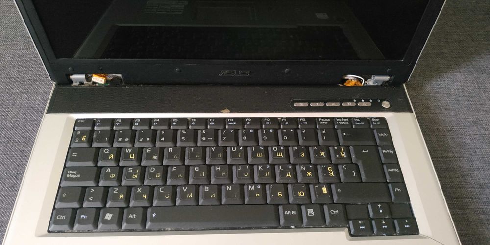 Ноутбук Asus Z53J