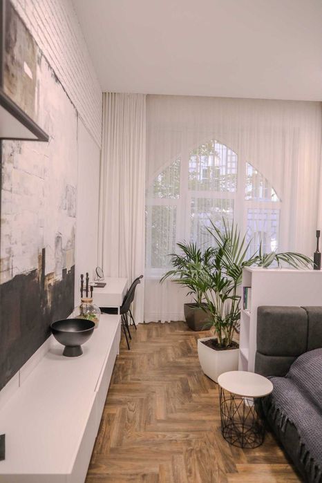 вул. Січових Стрільців. Центр Львова. Дизайн ремонт. Сауна. ОРЕНДА!