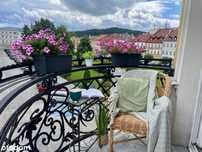 Apartament z Balkonem - Widok na Rynek i Górę Parkową