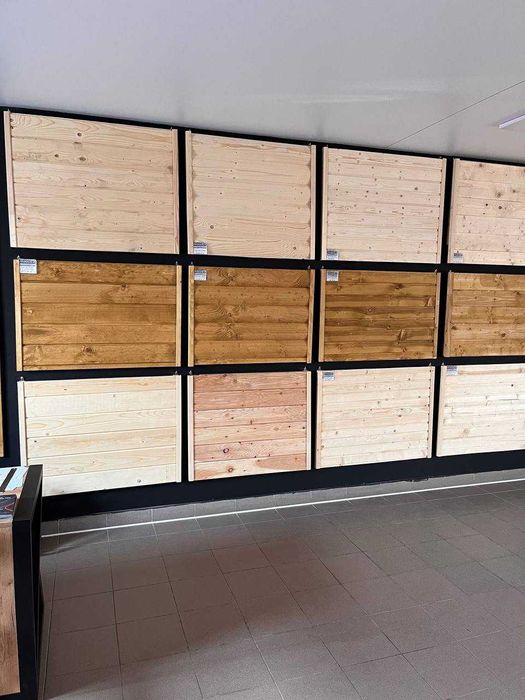 Кутник, притворна планка, уголок, плінтус: дерев'яна фурнітура