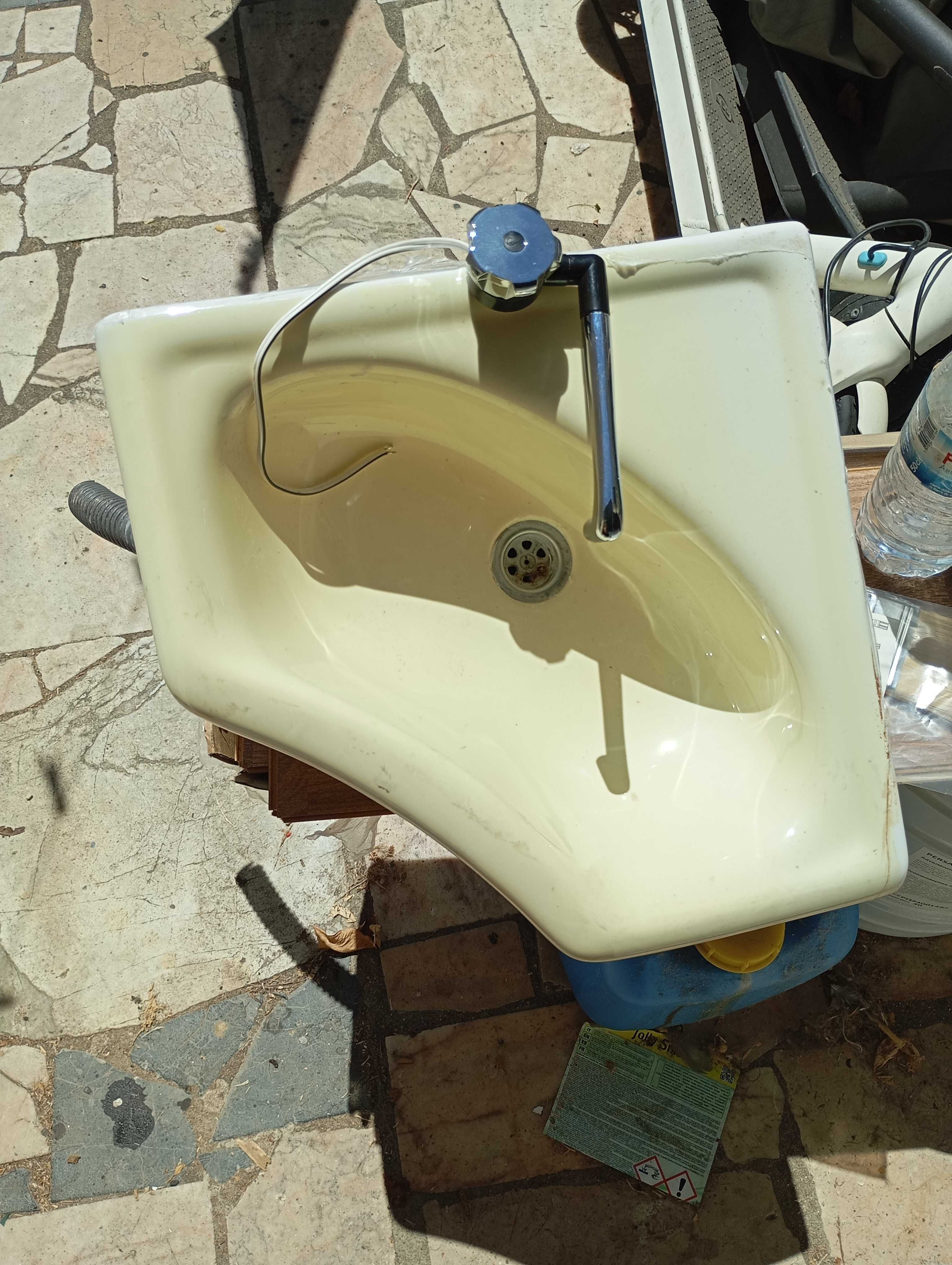 Lavatório caravana/autocaravana