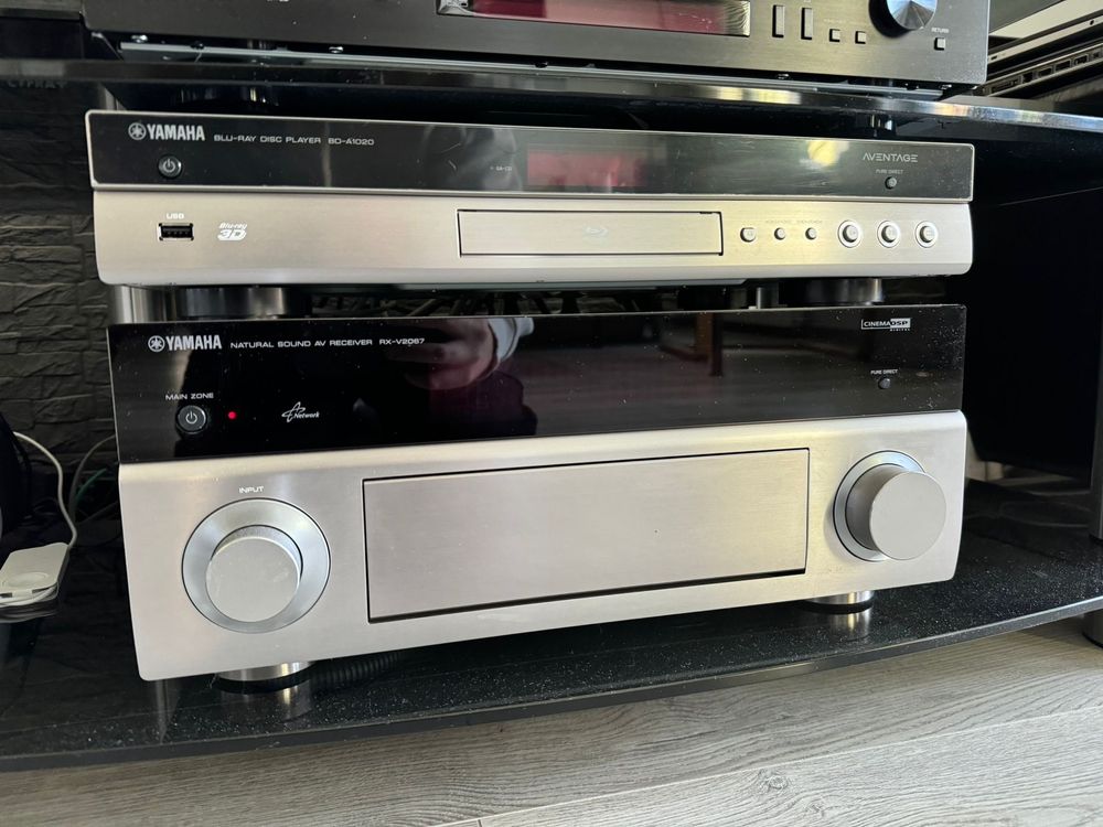 Zestaw amplituner Yamaha RX-V2067 i BD-A1020