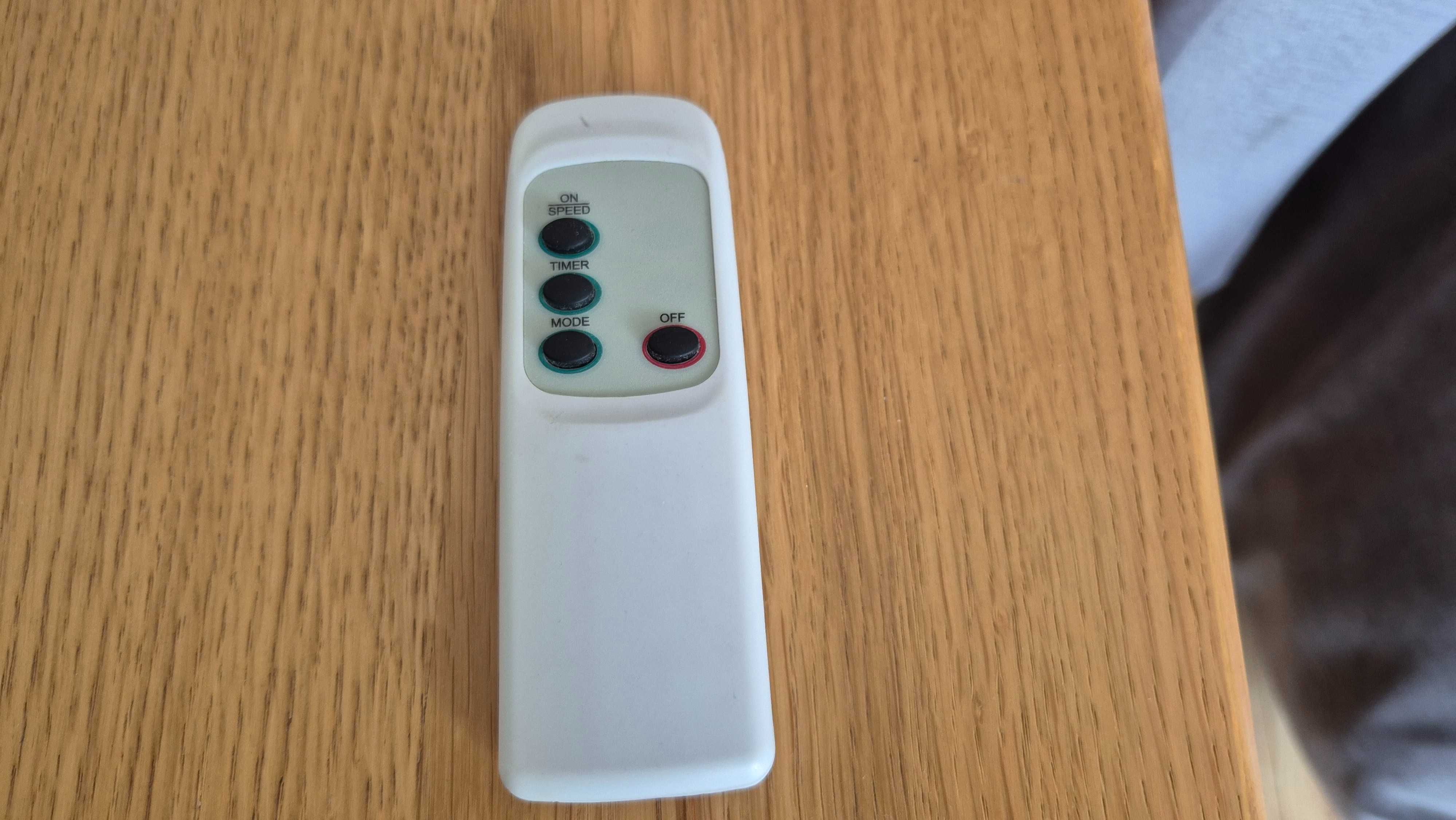 Wentylator wiatrak stojący z pilotem timerem - 3 tryby prędkości