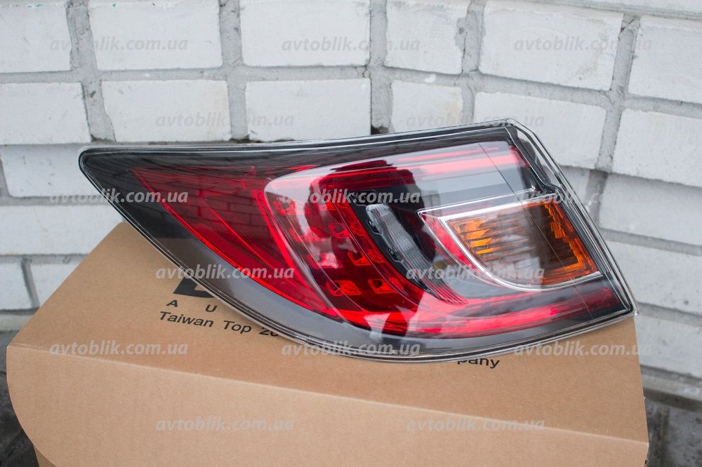 Задні фонарі Mazda 2, 3, 6, CX3, CX5, 323 лівий, правий, фара