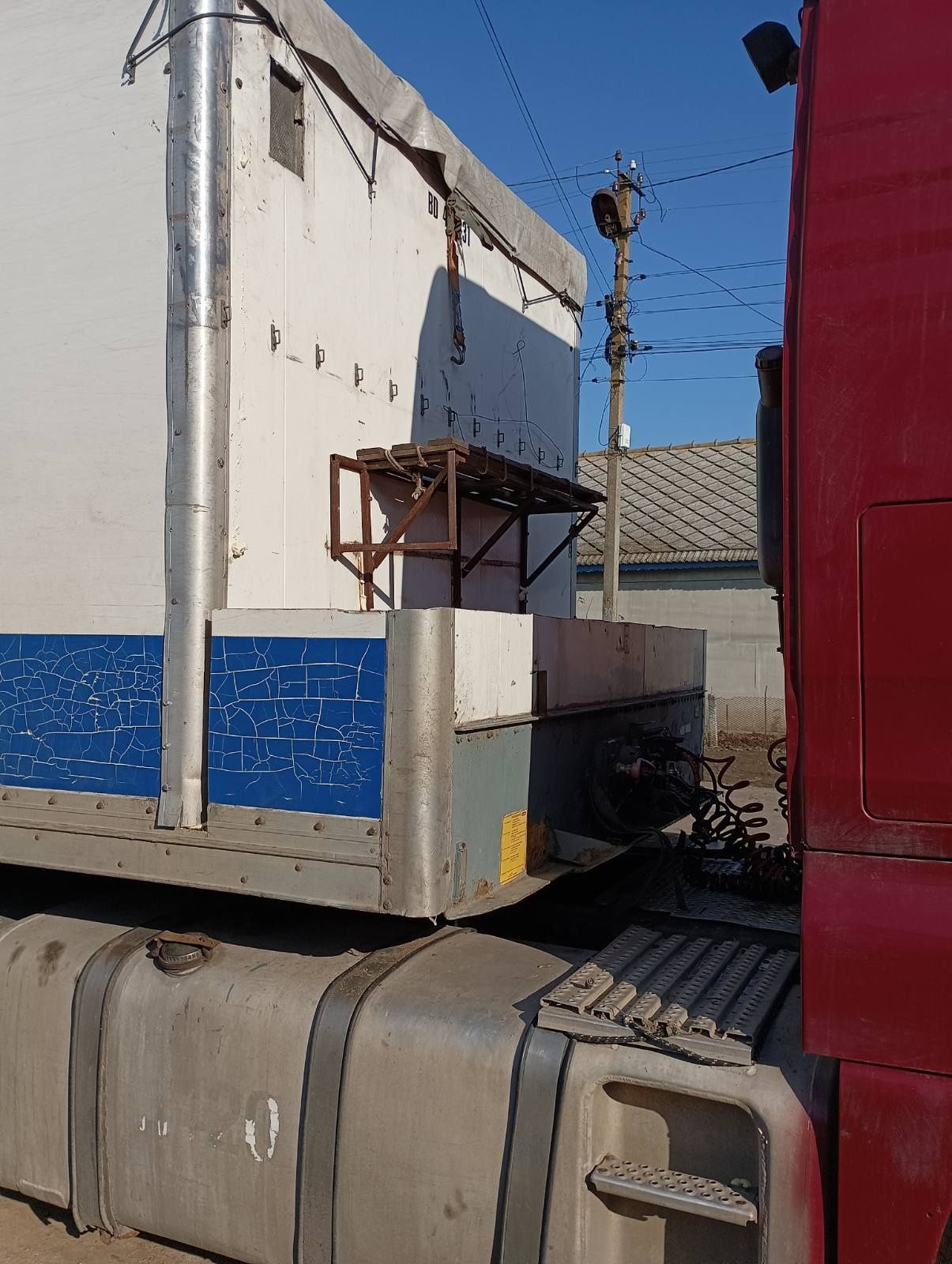 Продам прицеп 65 куба борт