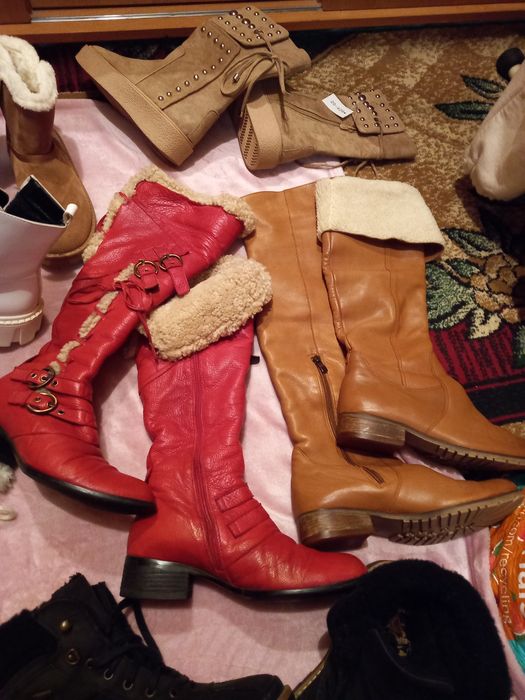 Ботинки,сапоги женские зимние.