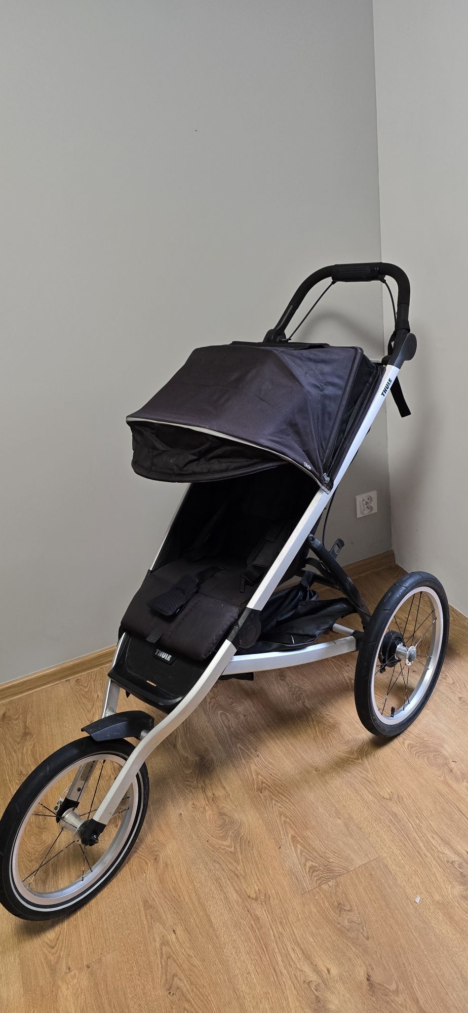 Wòzej biegowy thule glide 2