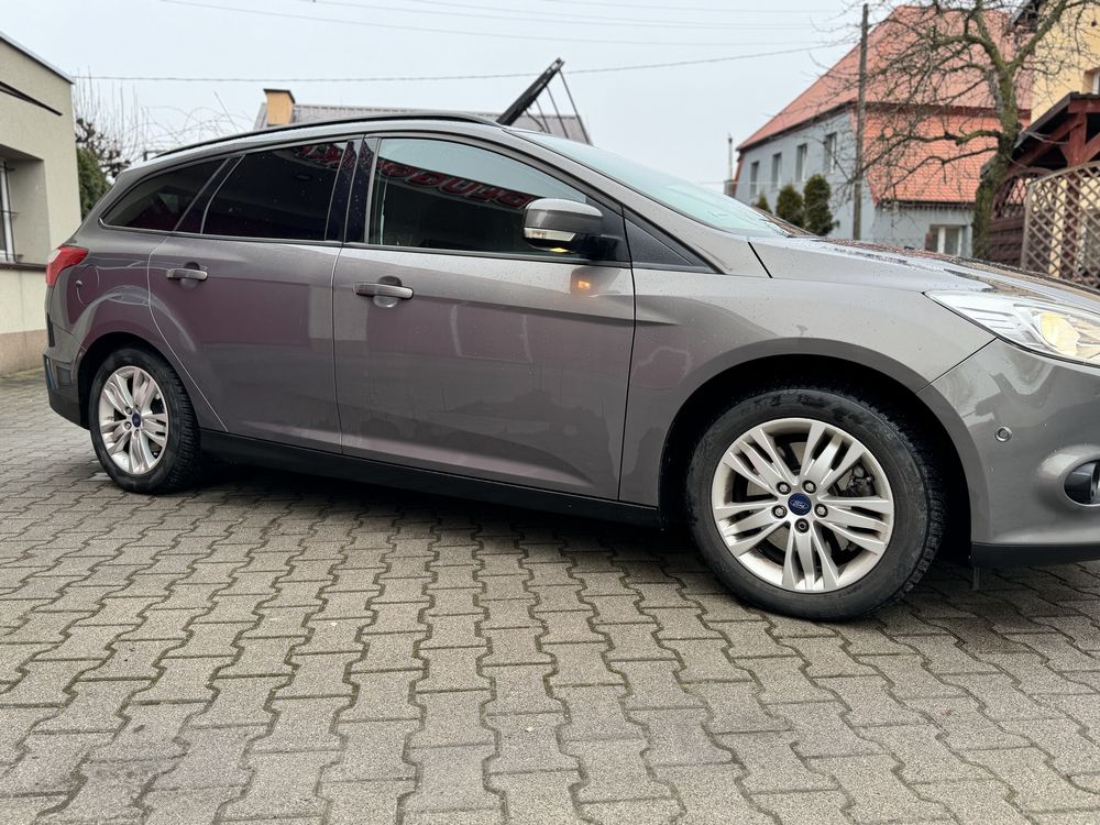 Ford Focus 1.6 105km + gaz