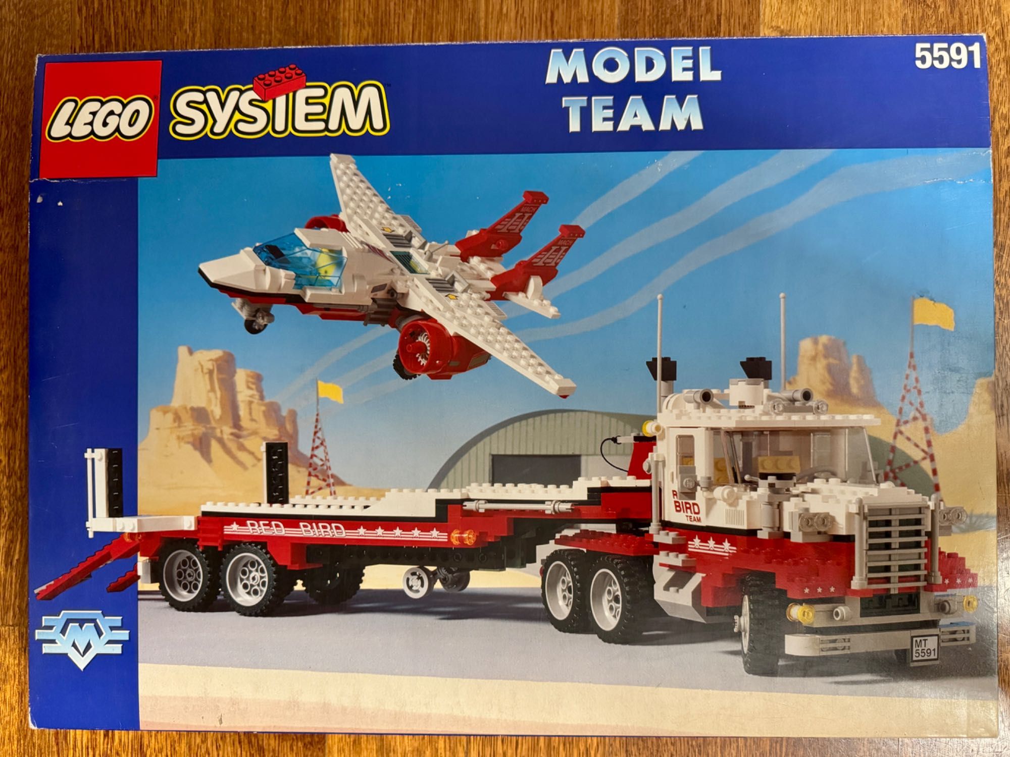 LEGO System Model Team - Mach II Red Bird Rig - 5591