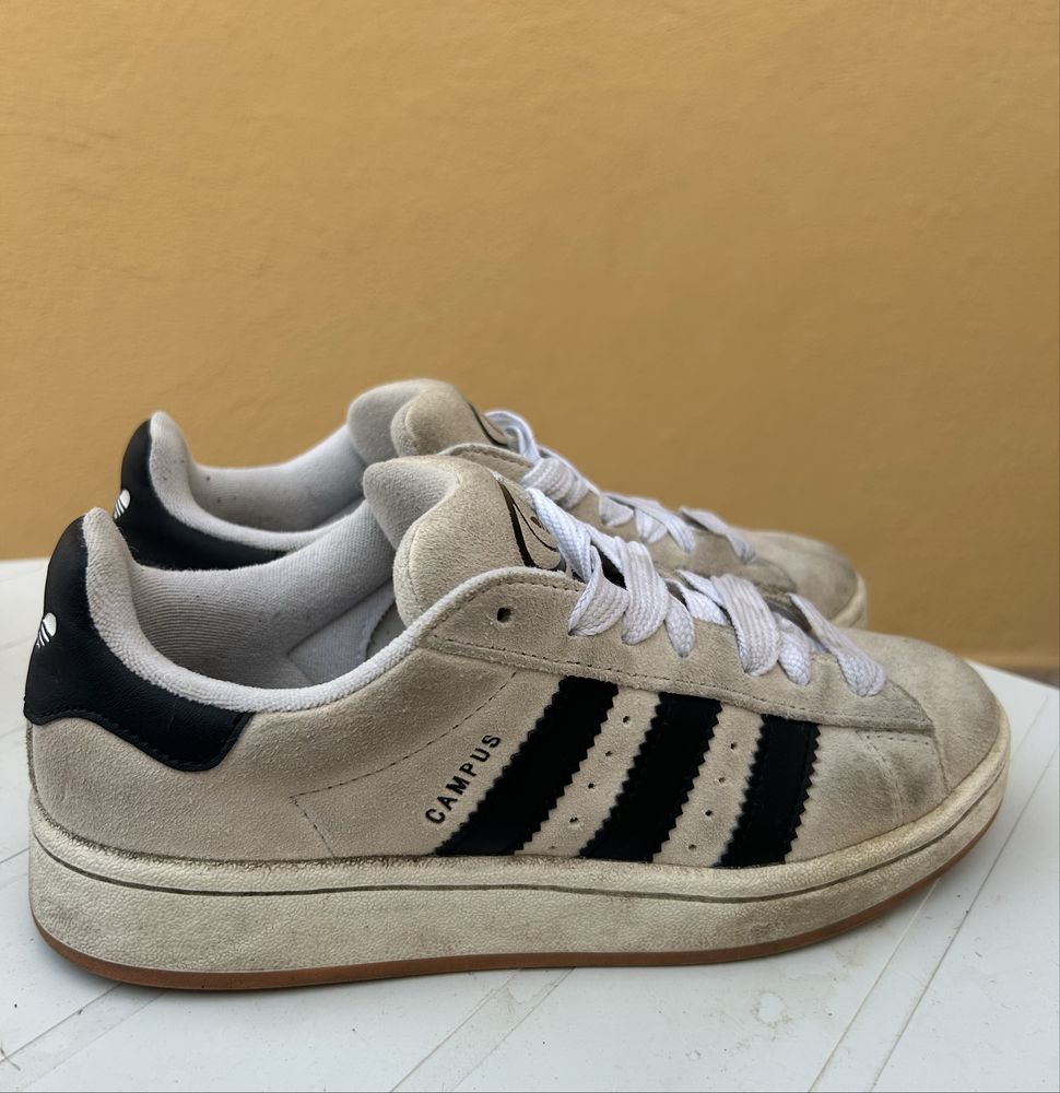 Sapatilhas Adidas Campus Beges/ Pretas