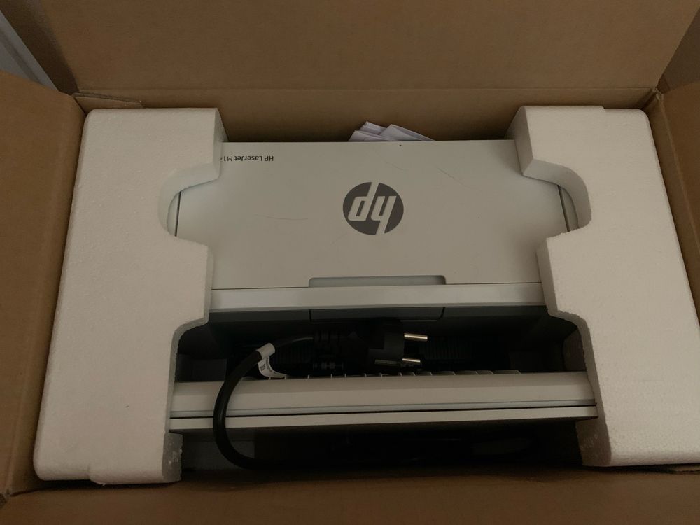 Принтер  БФП лазерний HP LaserJet Pro M141a