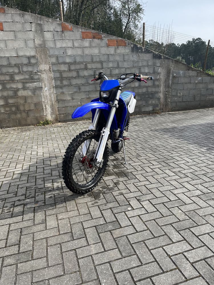 Yamaha    YZ     125