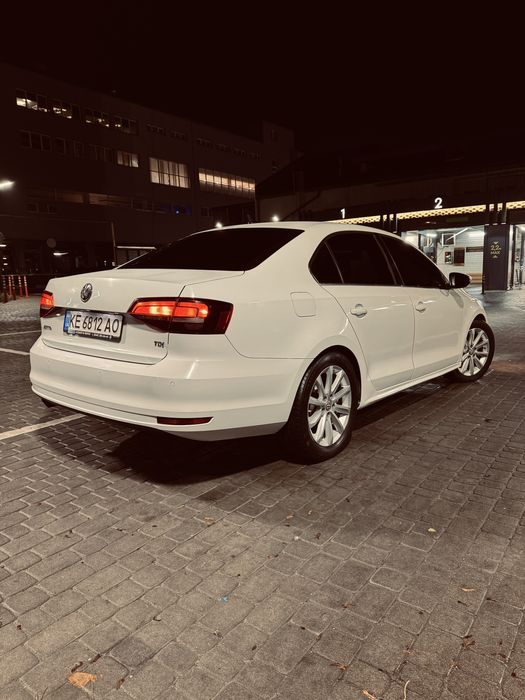 Продам Volkswagen Jetta 2016 року