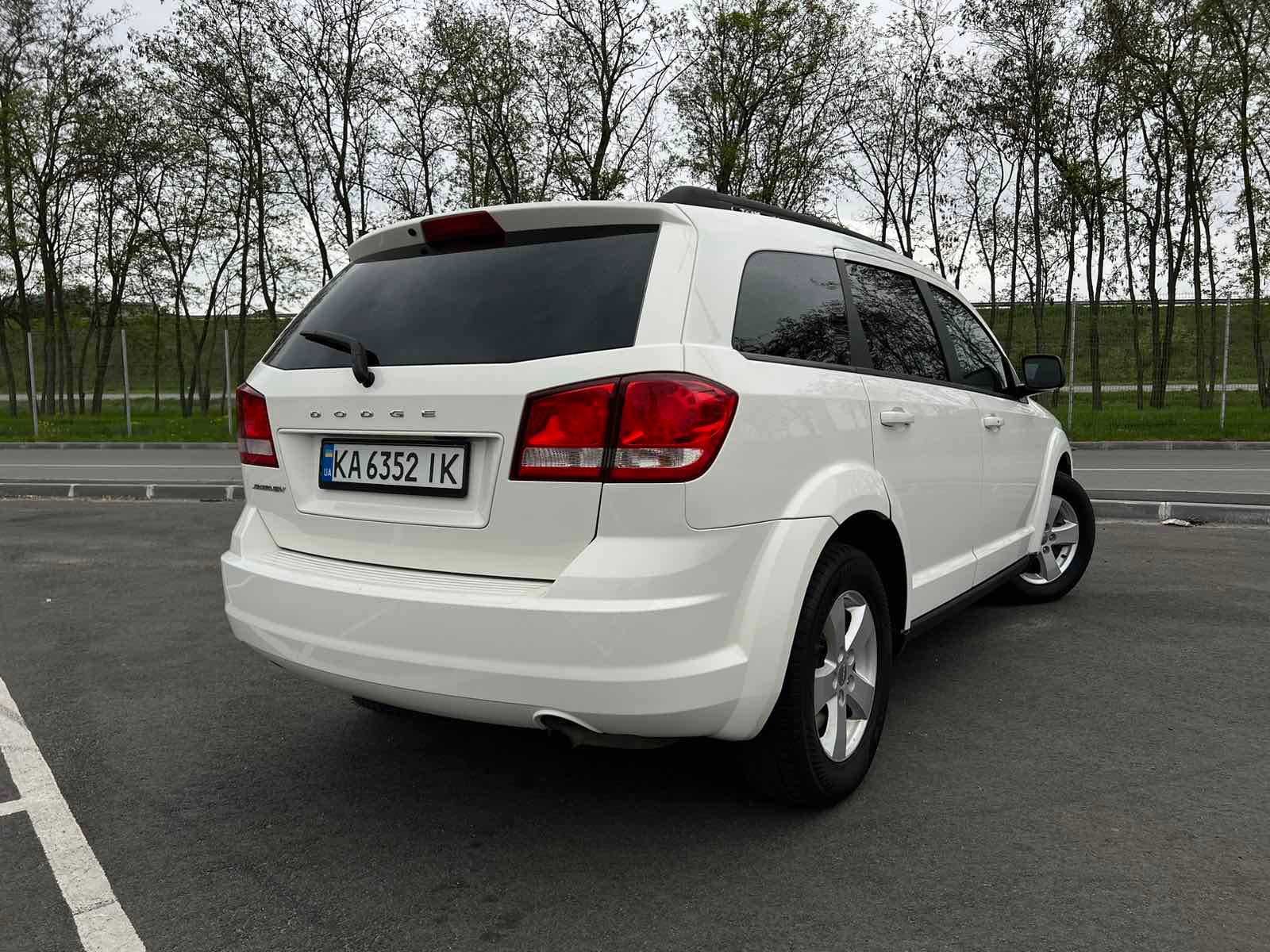 Dodge Journey 2013 год 2.4 автомат Обмен/Рассрчока