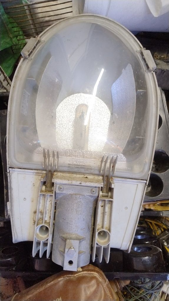 Lampa sodowa, drogowa