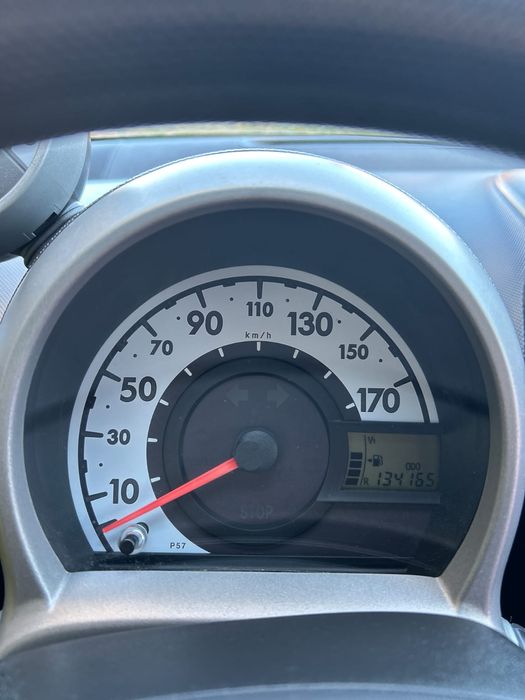 Peugeot 107. 2012 року.