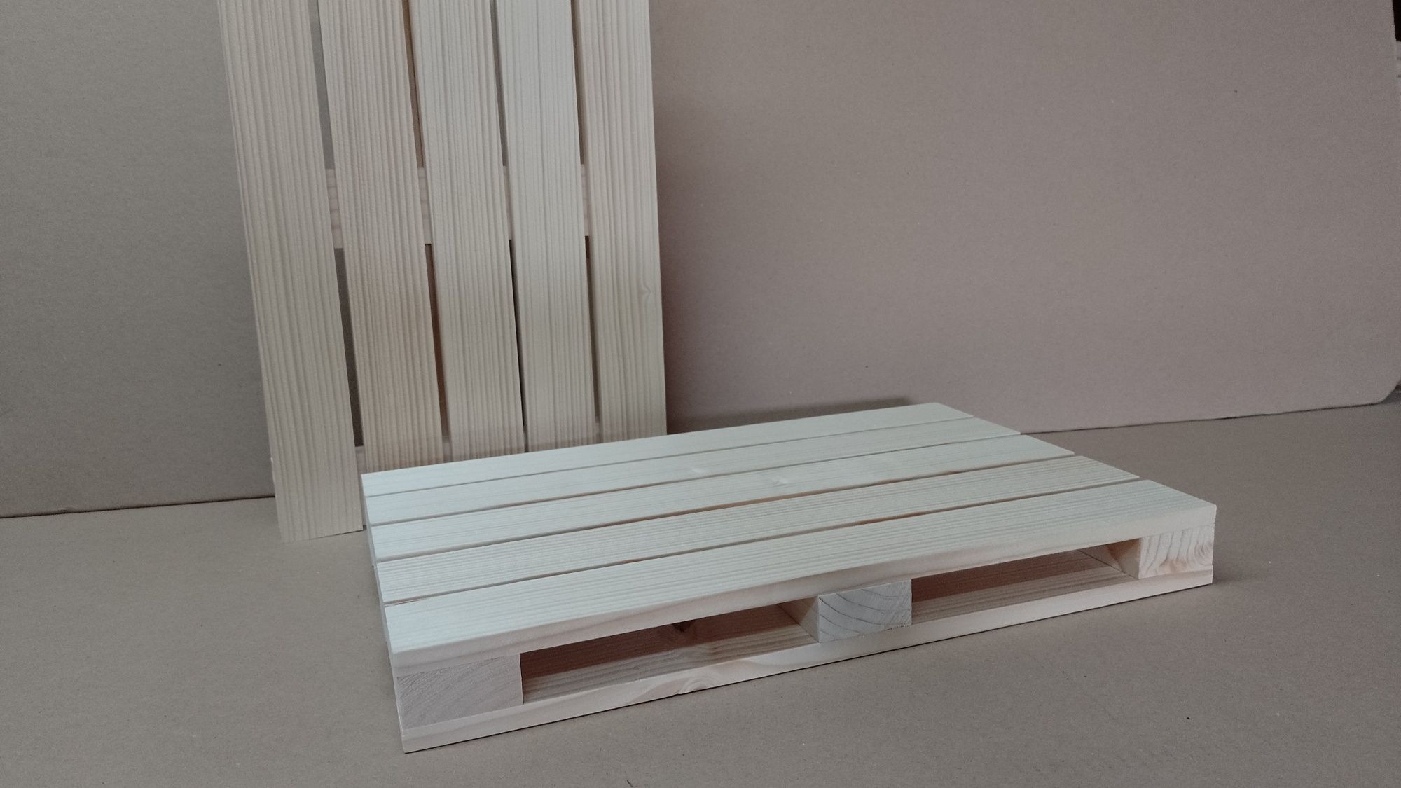 Paleta mini 25x39cm taca podstawa drewniana z drewna NIE SKLEJKA