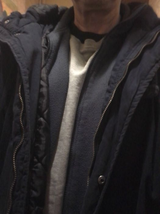 Стеганая  куртка, синего цвета с капюшоном, разм. 50-52