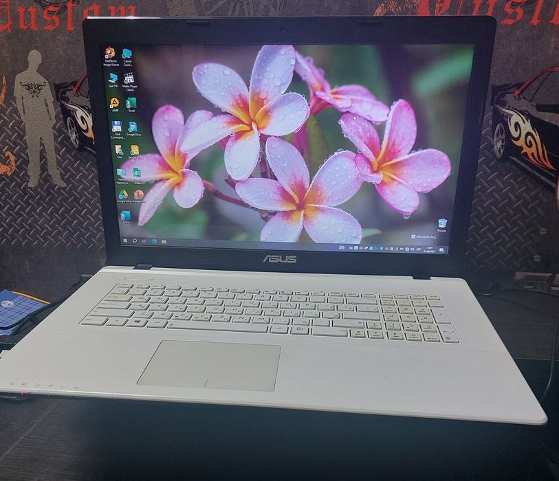 Ноутбук ASUS X75V