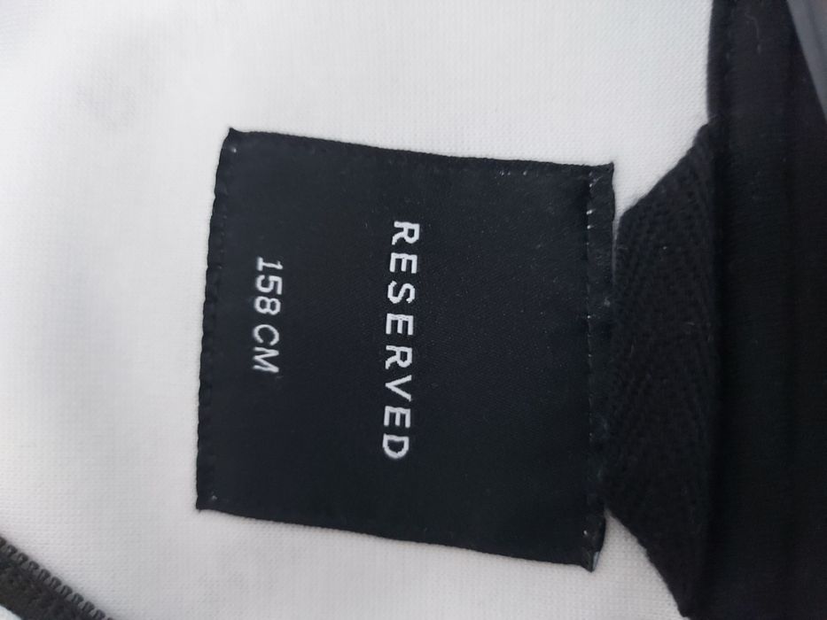 Biała bluza Reserved