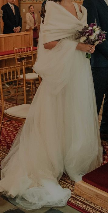 Suknia ślubna 180 cm + gratis etola futerko i szlafrok :)