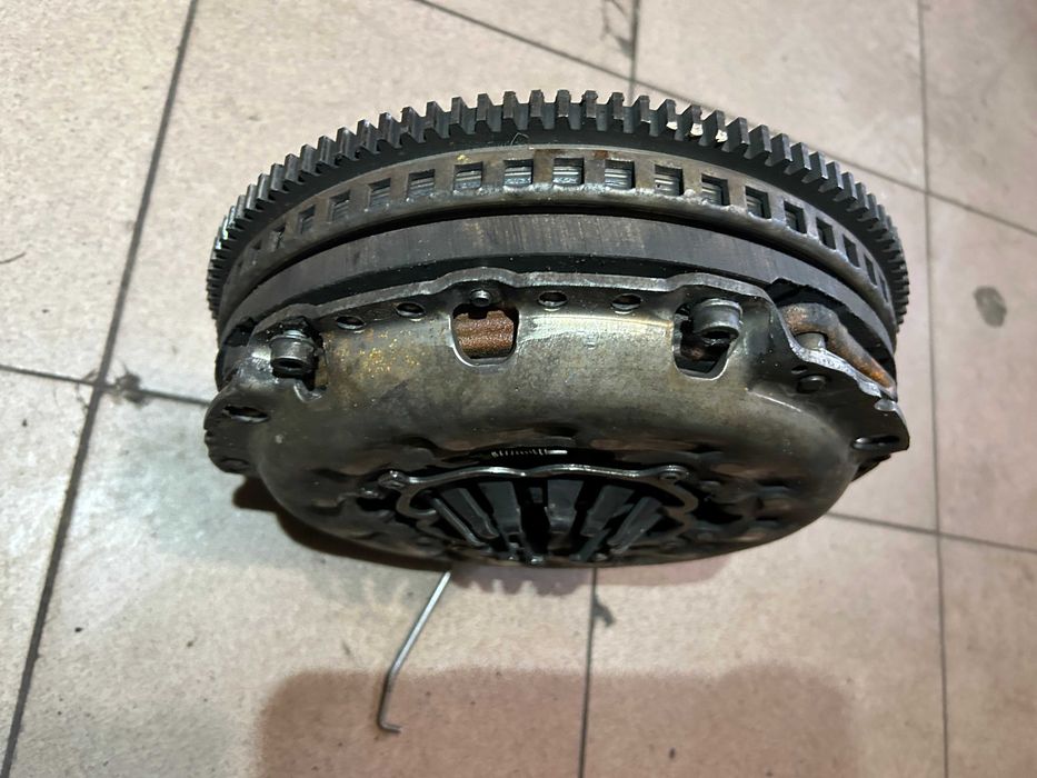 Koło dwumasowe sprzęgło audi a4 s4 b6 4.2 v8