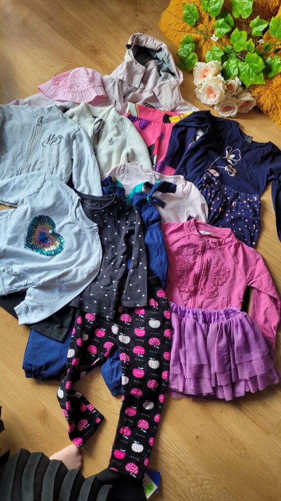 Paka ubrań bluzki bluzy spódniczka legginsy kurtka czapka H&M Coccodri