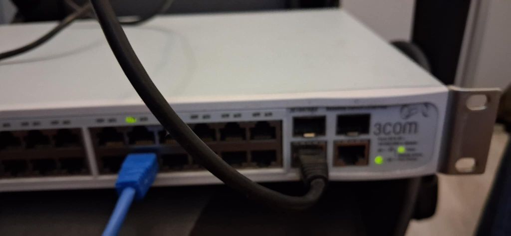 Switch 3com 2250