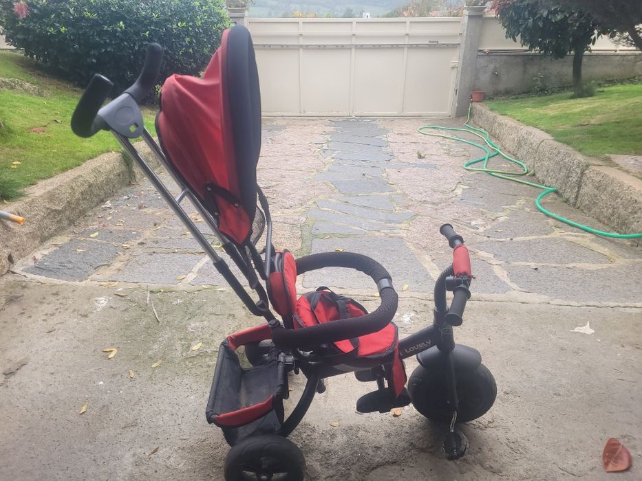 Triciclo de criança