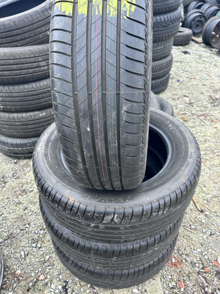 Шини Резина Пркришки Літо 215/60r17 Bridgestone Turanza T005