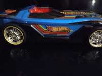 Продам машину Hot wheels