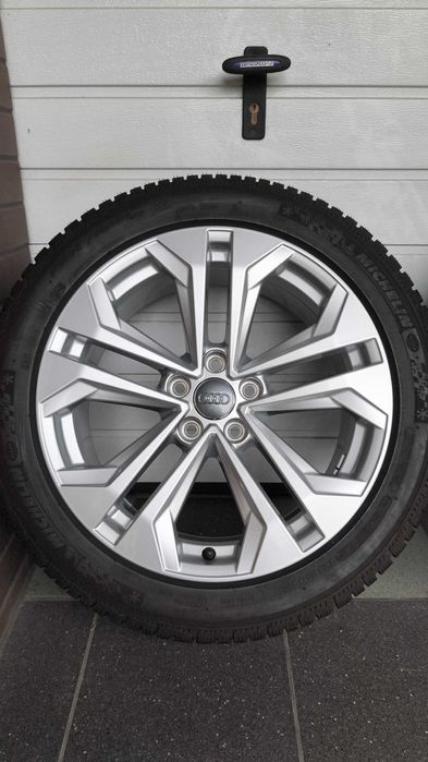 Koła Audi A4 B9 Allroad A6 18"opony zima 245/45/18 5x112 (B504)