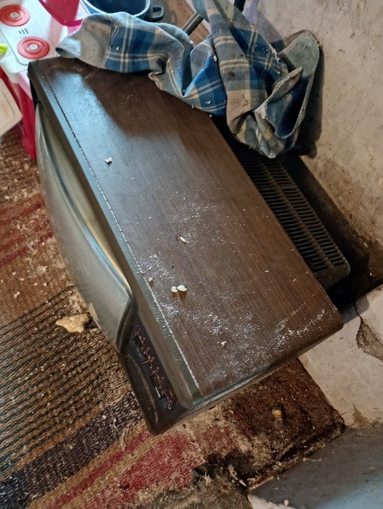 Stary telewizor prl
